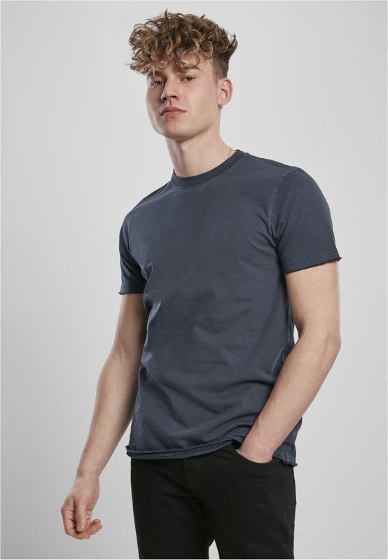 t-shirt-med-raa-sommar-herr-navy.jpg