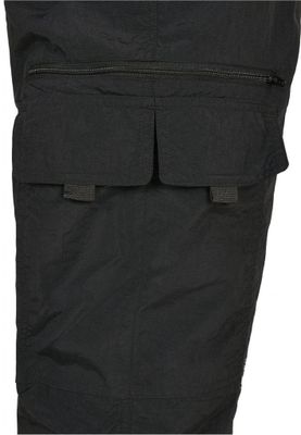 Cargo pants in nylon