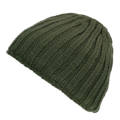 Hat with wide knitting and teddy lining
