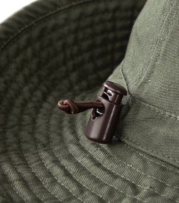 Hiking hat in fabric