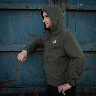Outdoor softshell jacket