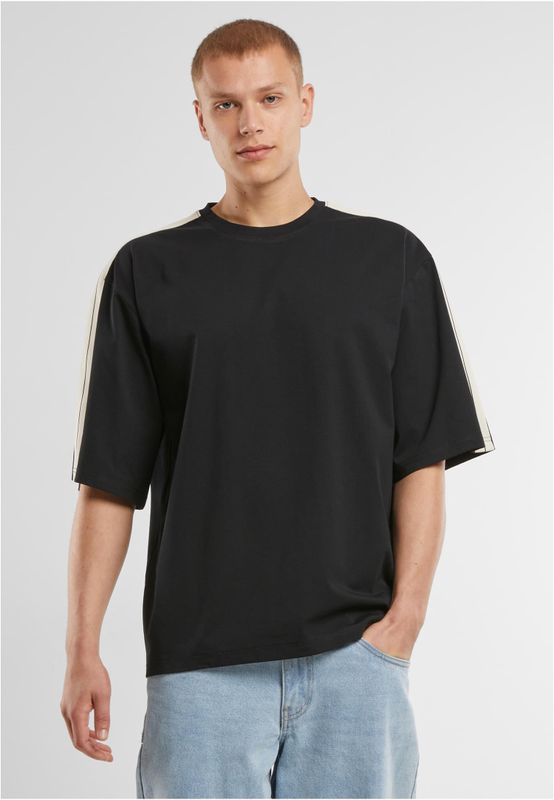 Tennis Core Tee klassisk tenniströja med randig detalj