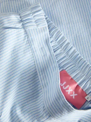 Oxford pocket shorts dam