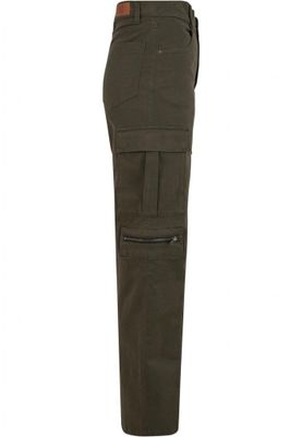 Practical women's cargo pants with extra pockets