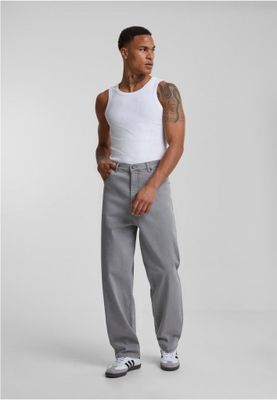 Men's jeans with straight legs and a comfortable fit