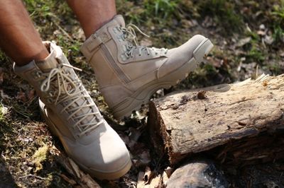 Tactical boots zipper