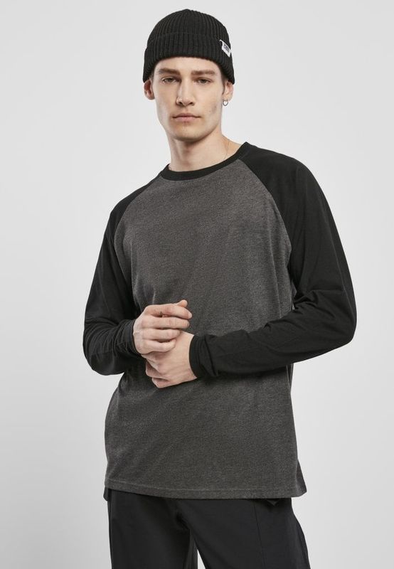 Long-sleeved sweater in two colors