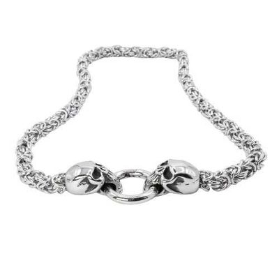 Necklace with skulls