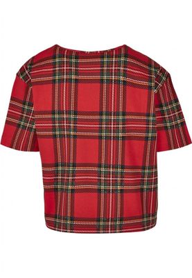 Red checkered short t-shirt lady