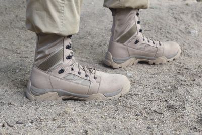High combat boot