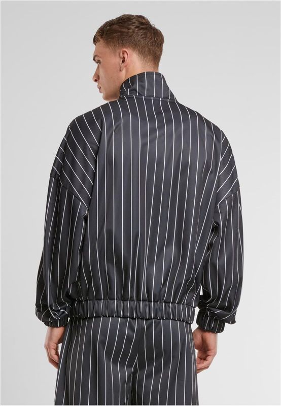 TB7382_Mw2-00826