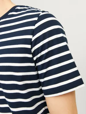Basic T-shirt från J&J