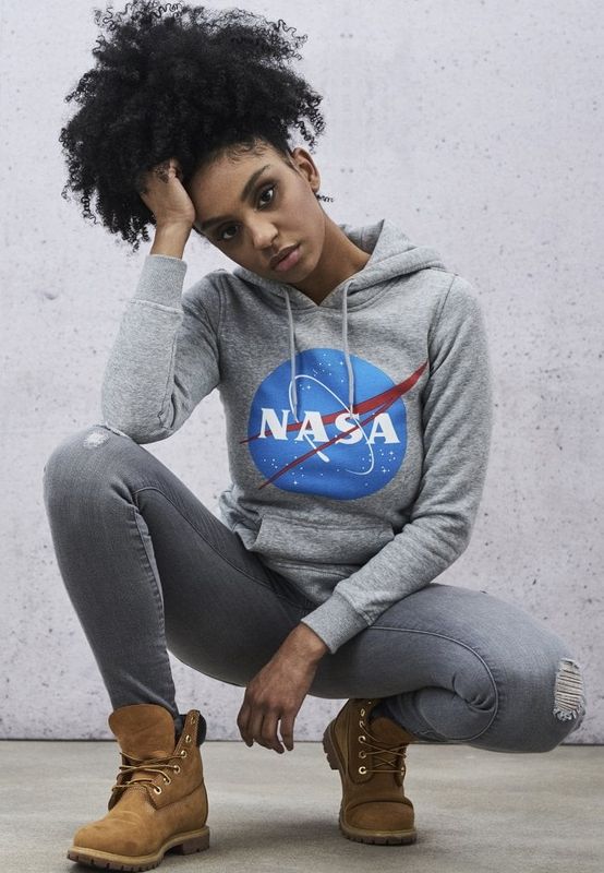 nasa-hoodie-dam-1.jpg