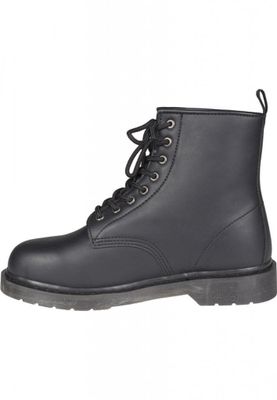 Boots in artificial leather