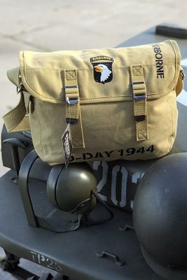 Canvas messenger bag - 101st Airborne D-Day