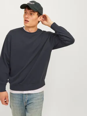 Loose fit sweatshirt