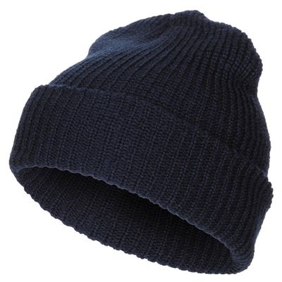 Knitted hat with coarse knitting