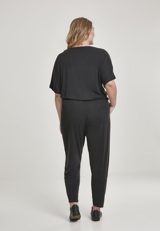 svart-jumpsuit-dam-plussize-bak.jpg