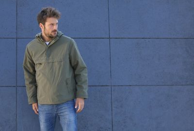 Windbreaker with fleece lining