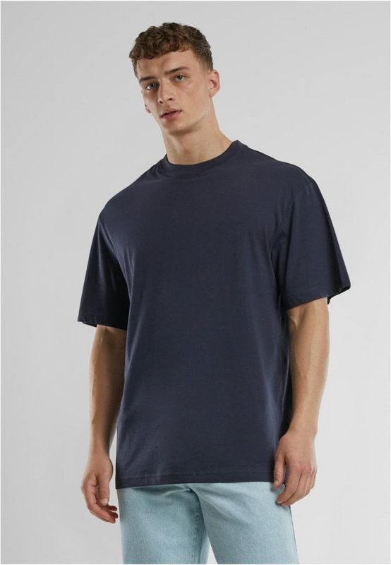 ucsignaturelogotalltee-8.jpg