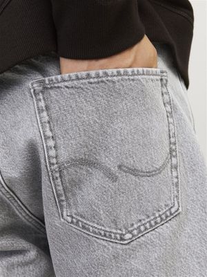 Lysegrå denimshorts i løs pasform