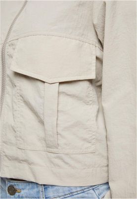 Kvinnors Kort Crinkle Nylon Jacka