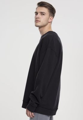 Black oversized sweatshirt open edge