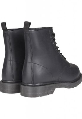 Boots in artificial leather