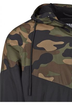 Camo arrow windbreaker