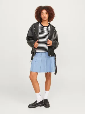 Randig ribbstickad top