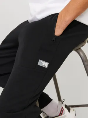 Svarta slim fit joggingbyxor J&J