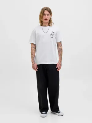 Vit T-shirt chilling bulldog