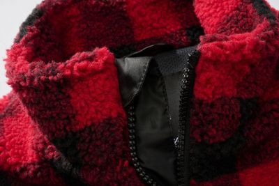 Lumberjack vest in teddy fleece - red/black