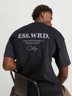 Urban Edge Studio T-shirt med Rund Hals