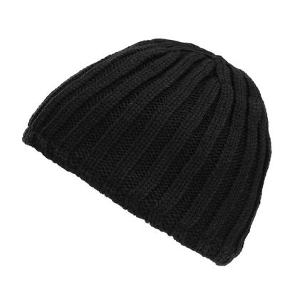 Hat with wide knitting and teddy lining