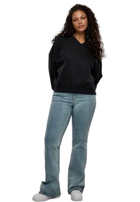 Short-sleeved V-neck sweater for ladies.