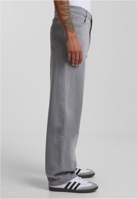Men's jeans with straight legs and a comfortable fit