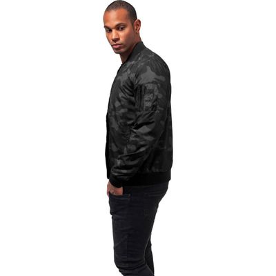 Bomber jacket camouflage