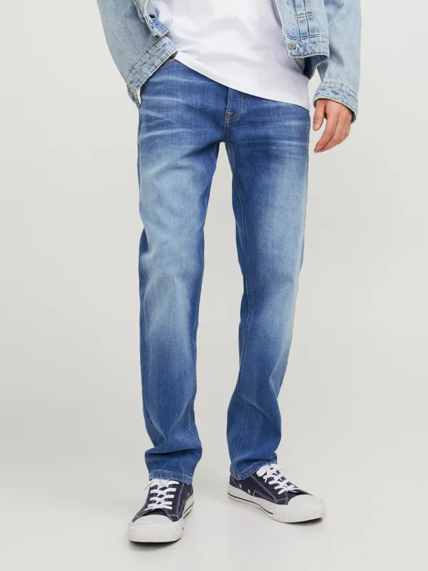 Blå tvättade tapered fit jeans herr - MIKE