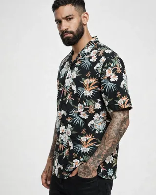 Hawaiiskjorte med blomsterprint til herrer