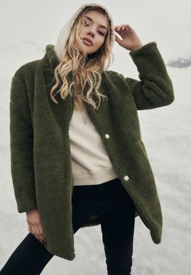 Teddy jacket oversize model lady