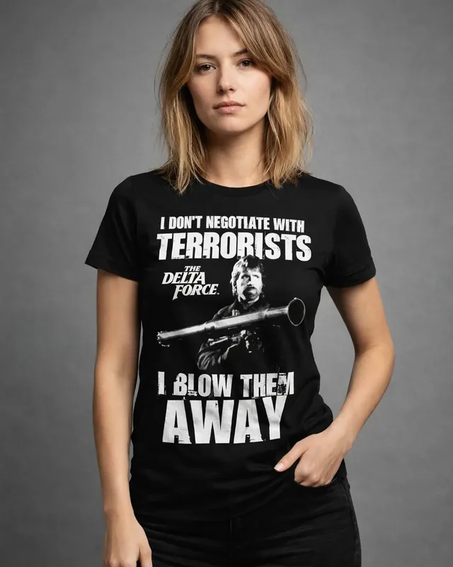 The Delta Force Chuck Norris I Blow Terrorists Away T-shirt dam i svart