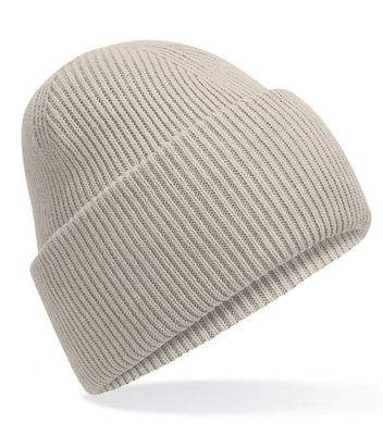 Klassisk strikbeanie med dyb skygge