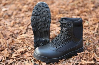 Tactical Boots 9 eyes
