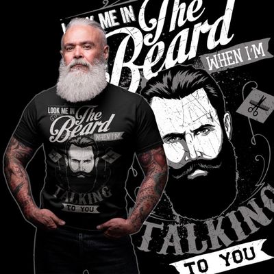 The Beard svart t-shirt