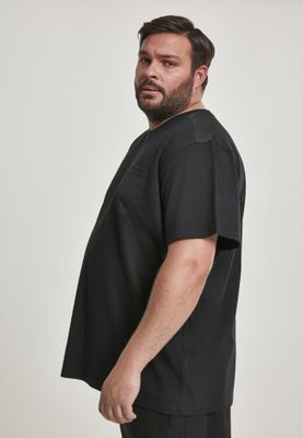 T-shirt with polyester pocket
