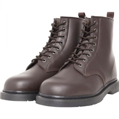 Boots in artificial leather