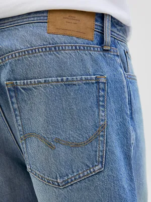 Löst sittande jeansshorts herr