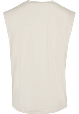 Top with wide shoulders