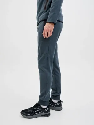 Mörkblå slim fit joggingbyxa
